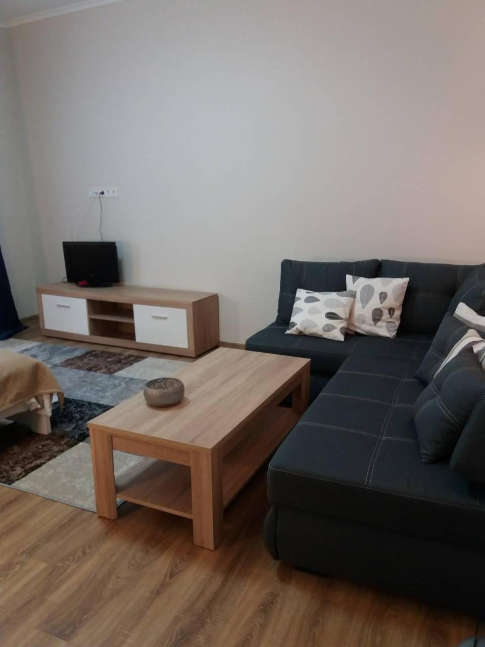 Skelnaia Apartment 리비프 외부 사진
